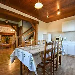 Senezergues Garden Hideaway Feriehus Cassaniouze