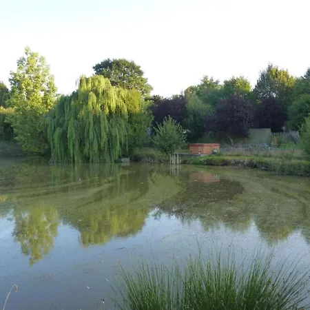 Hébergement de vacances Senezergues Garden Hideaway