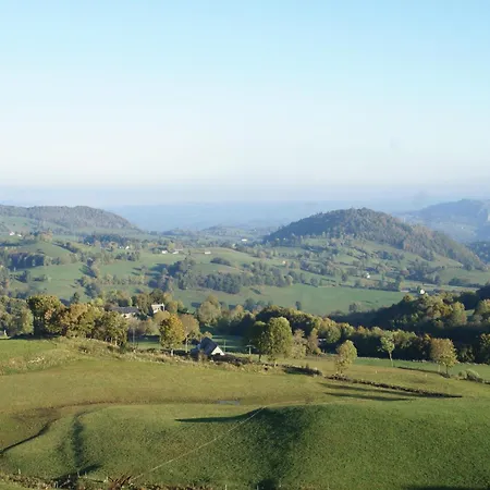 Hébergement de vacances Senezergues Garden Hideaway *