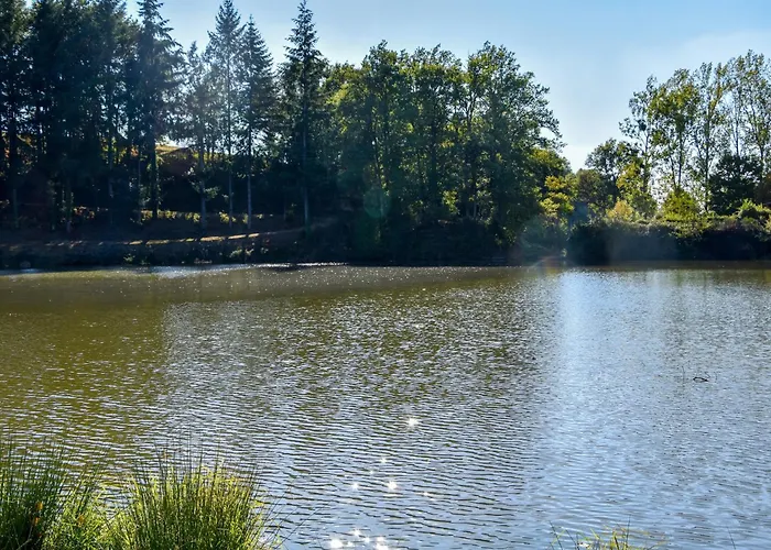 Senezergues Garden Hideaway Cassaniouze